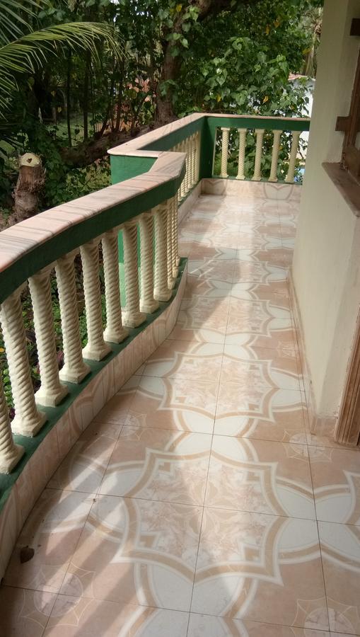 Joaquina'S Guest House カラングート エクステリア 写真